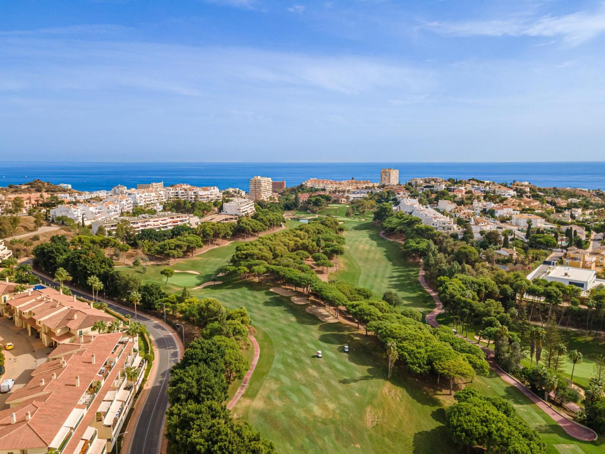 Fabulous Golf Front Apartment With Pool And Seaview Benalmádena Extérieur photo